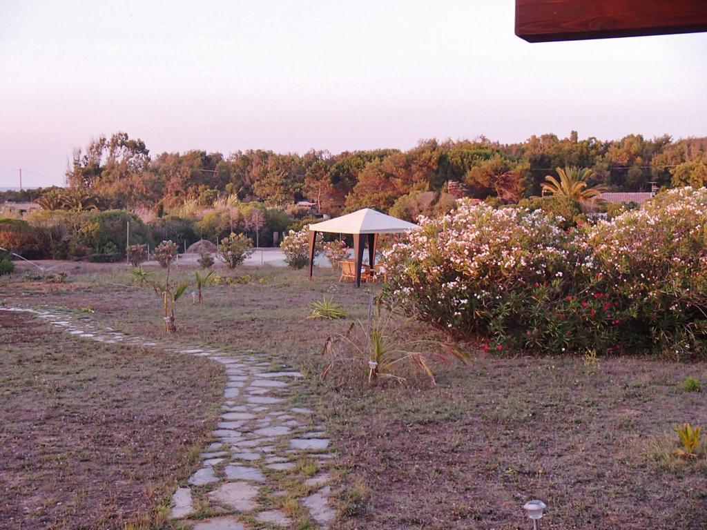 Eco Affittacamere Casa Maica Eco Guesthouse Stintino Exterior foto