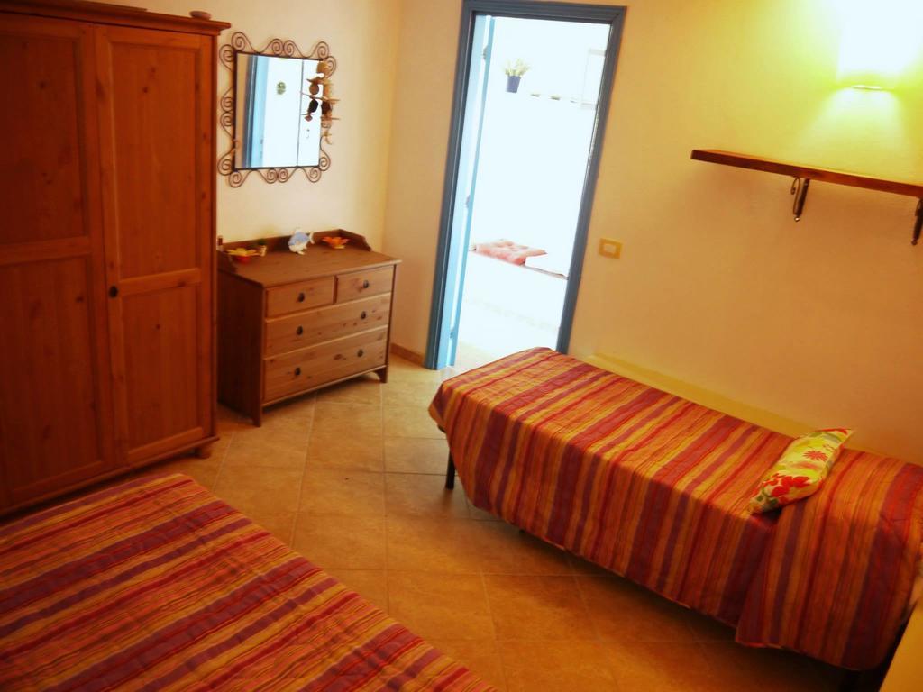 Eco Affittacamere Casa Maica Eco Guesthouse Stintino Zimmer foto