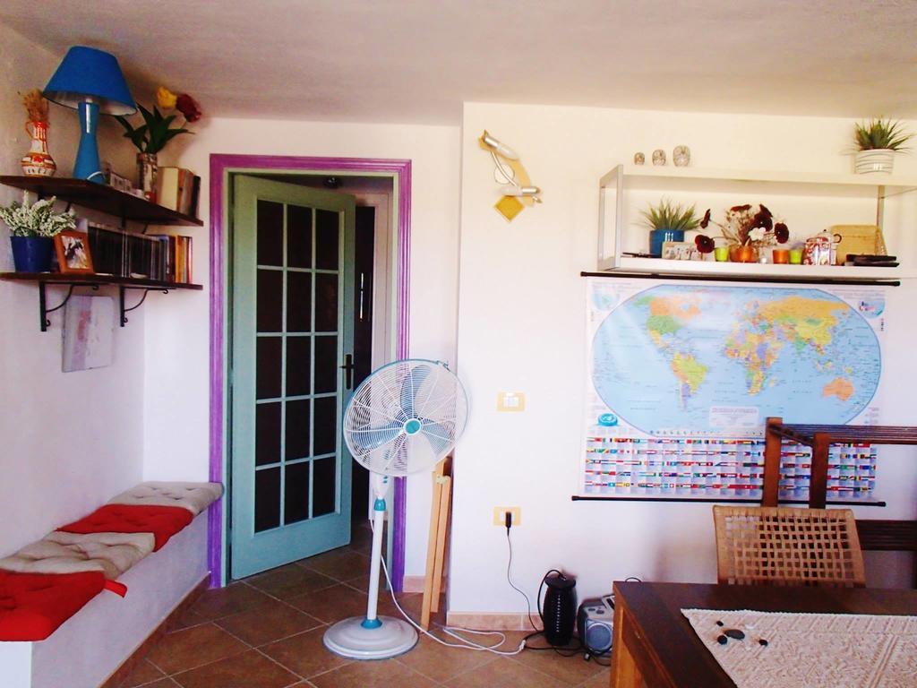 Eco Affittacamere Casa Maica Eco Guesthouse Stintino Exterior foto